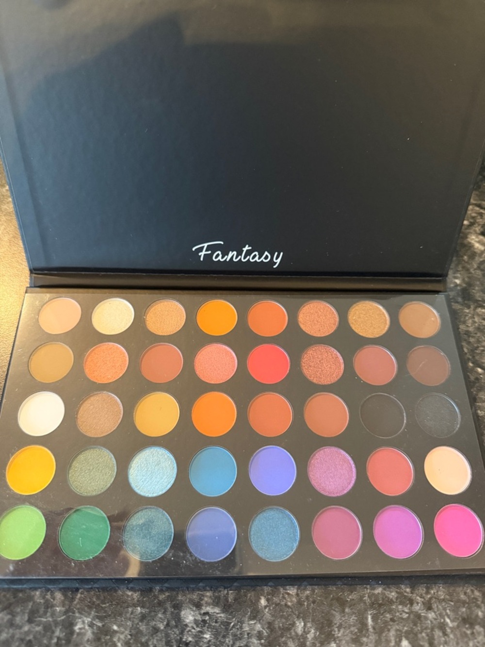 Multicolor Eyeshadow Palette - Vibrant Professional Makeup Prism